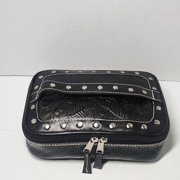 American West Studded Black Leather Toiletry Bag - Picture 14 of 14